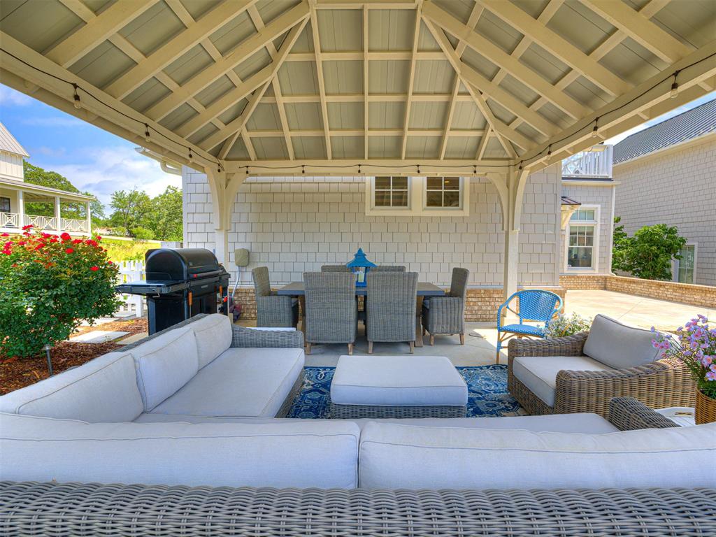104 Ridgeline Road