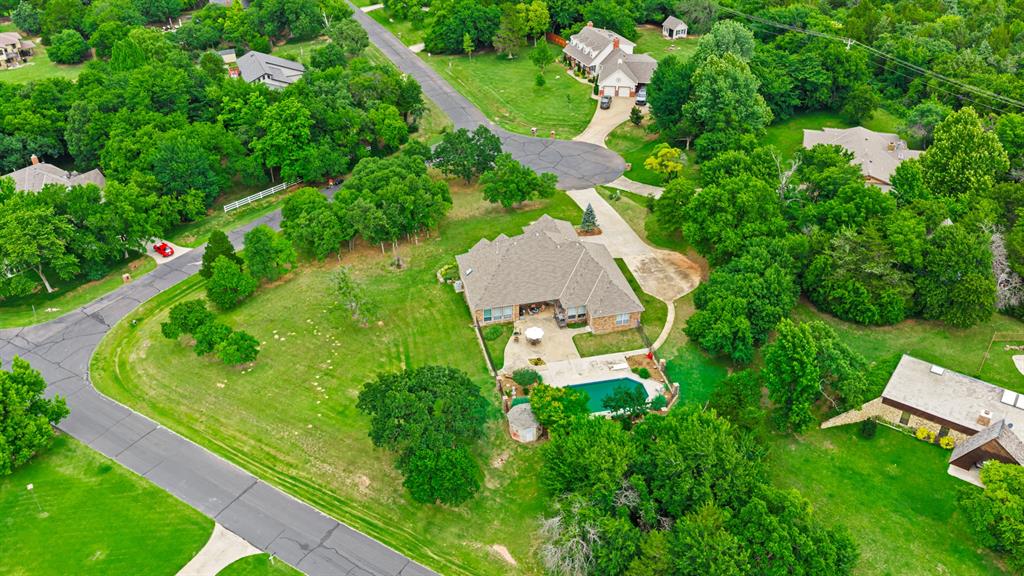 10500 Shady Glade Lane
