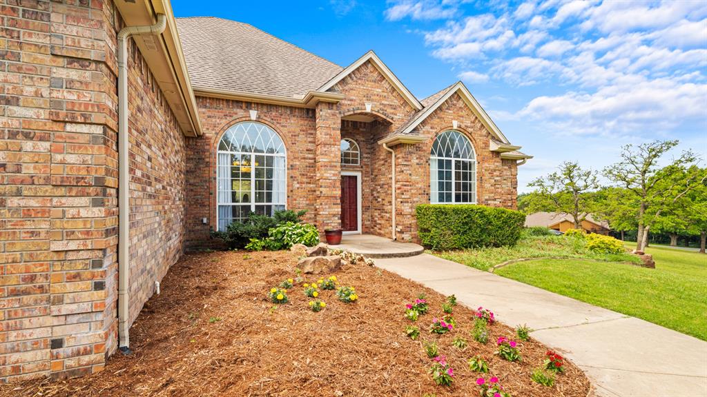 10500 Shady Glade Lane