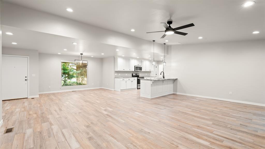 2212 Dover Drive