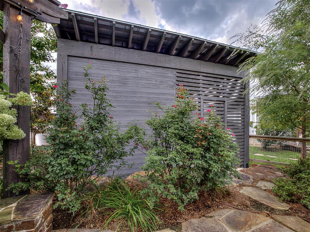 40 Redbud Street