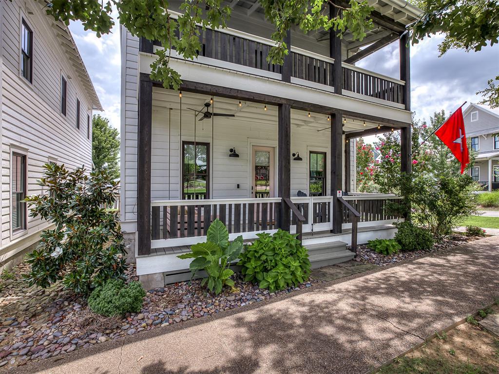 40 Redbud Street