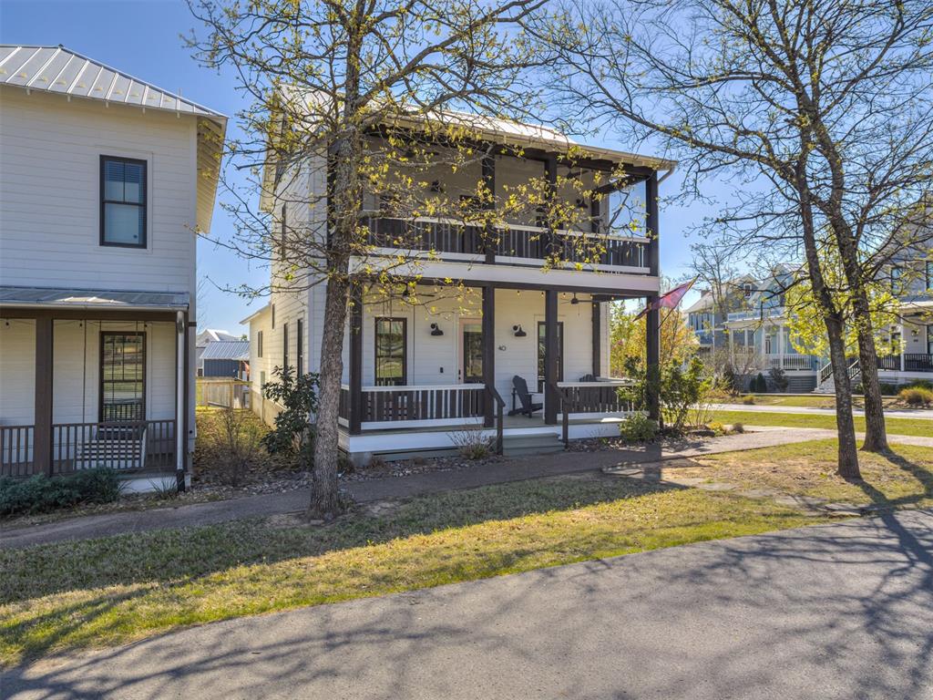 40 Redbud Street