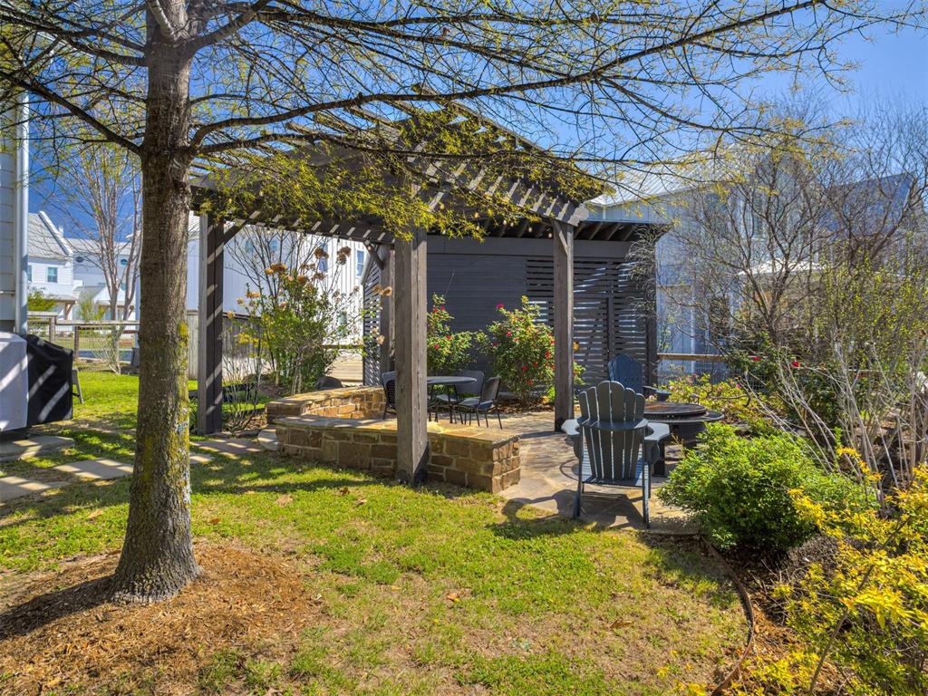 40 Redbud Street