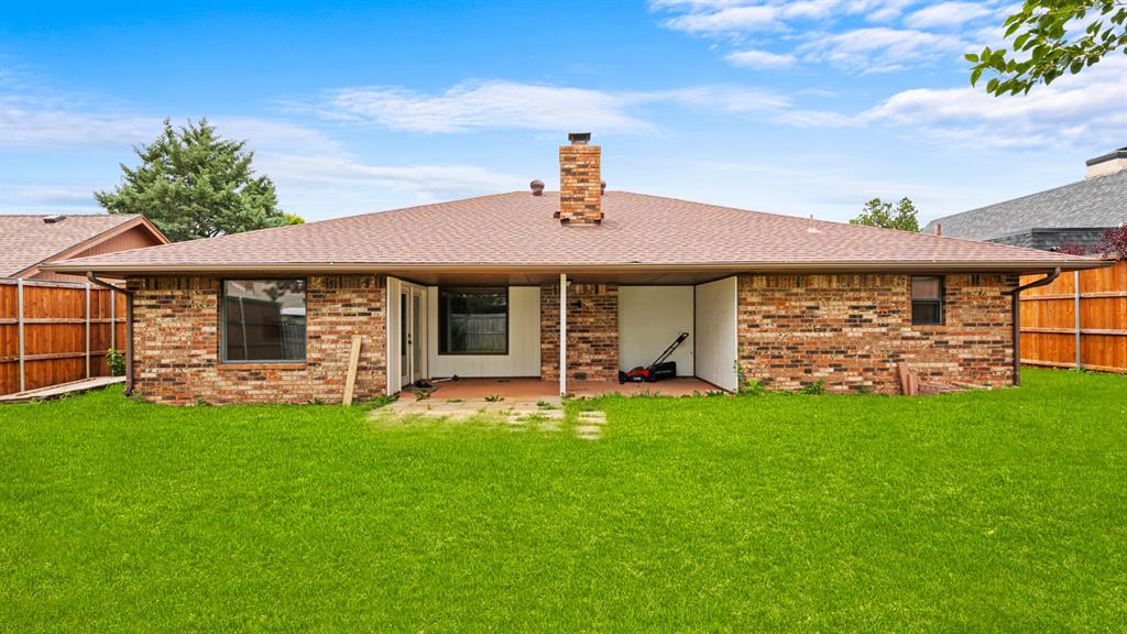 313 E Platt Drive