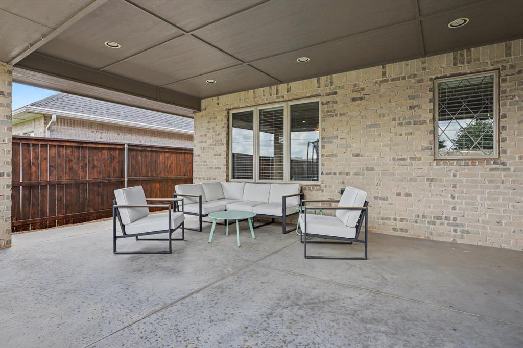 7721 NW 136th Terrace