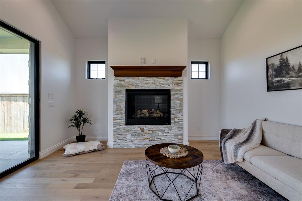 19325 S Country Drive