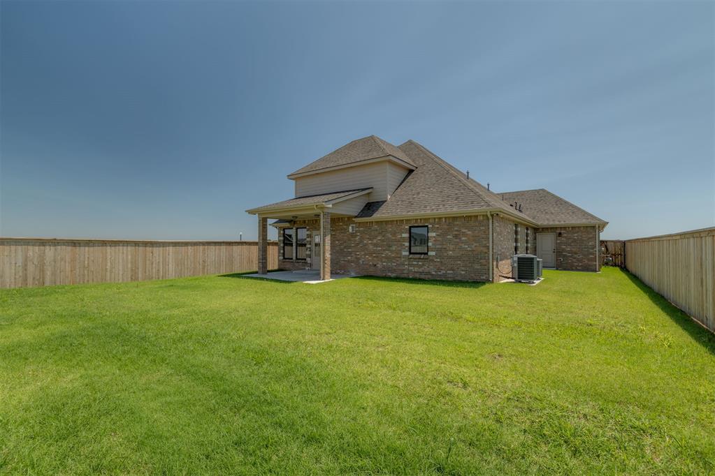 19409 S Country Drive