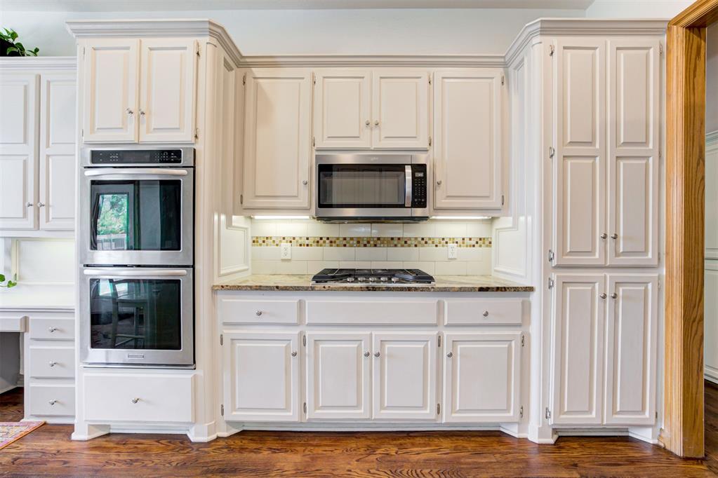 2301 Saint Annes Drive
