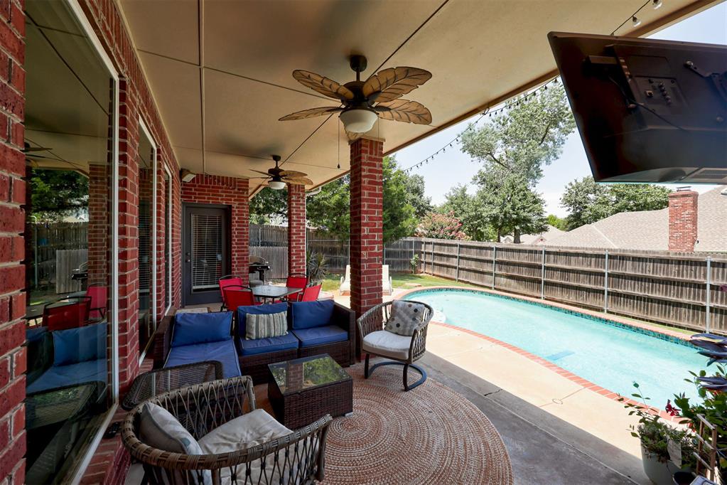 2301 Saint Annes Drive