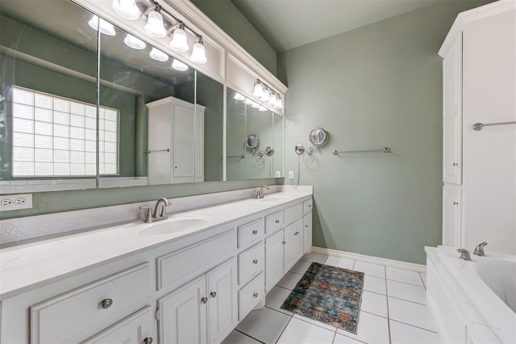 2301 Saint Annes Drive