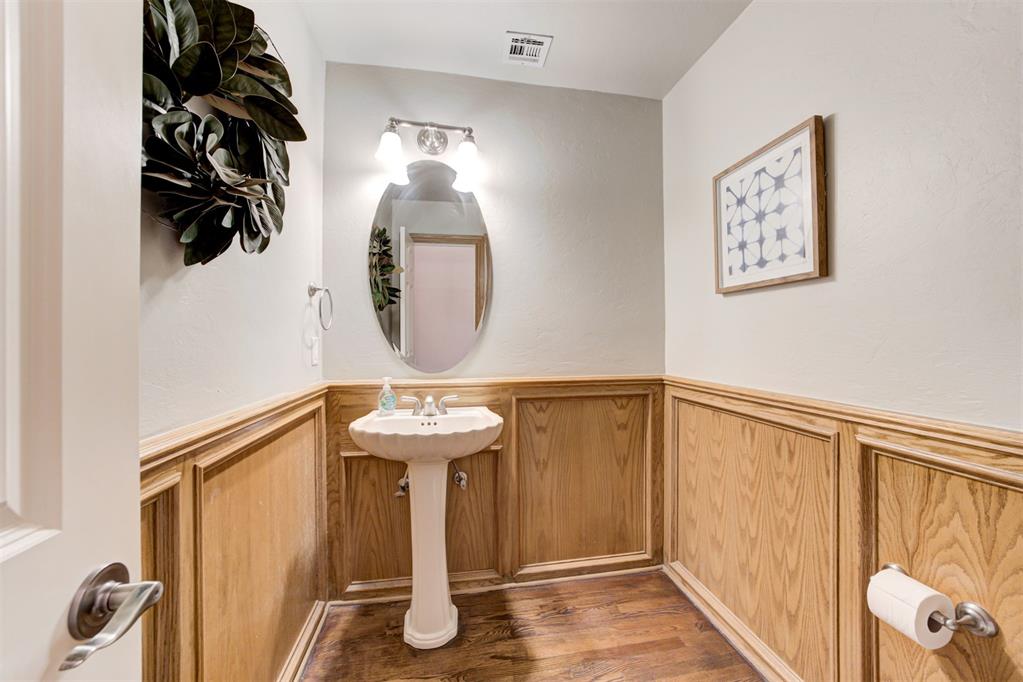 2301 Saint Annes Drive
