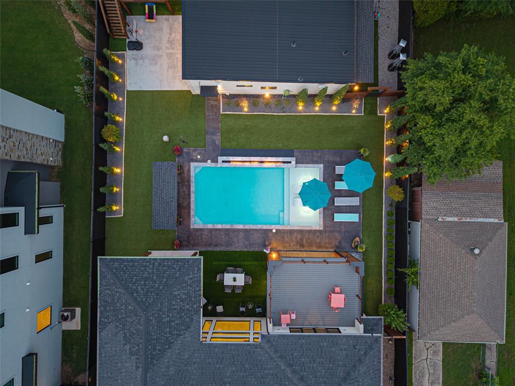 2824 Guilford Lane