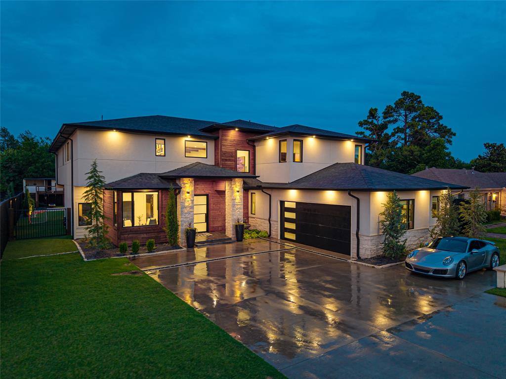2824 Guilford Lane