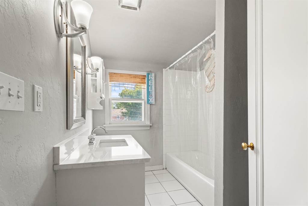 532 NW 40th Street
