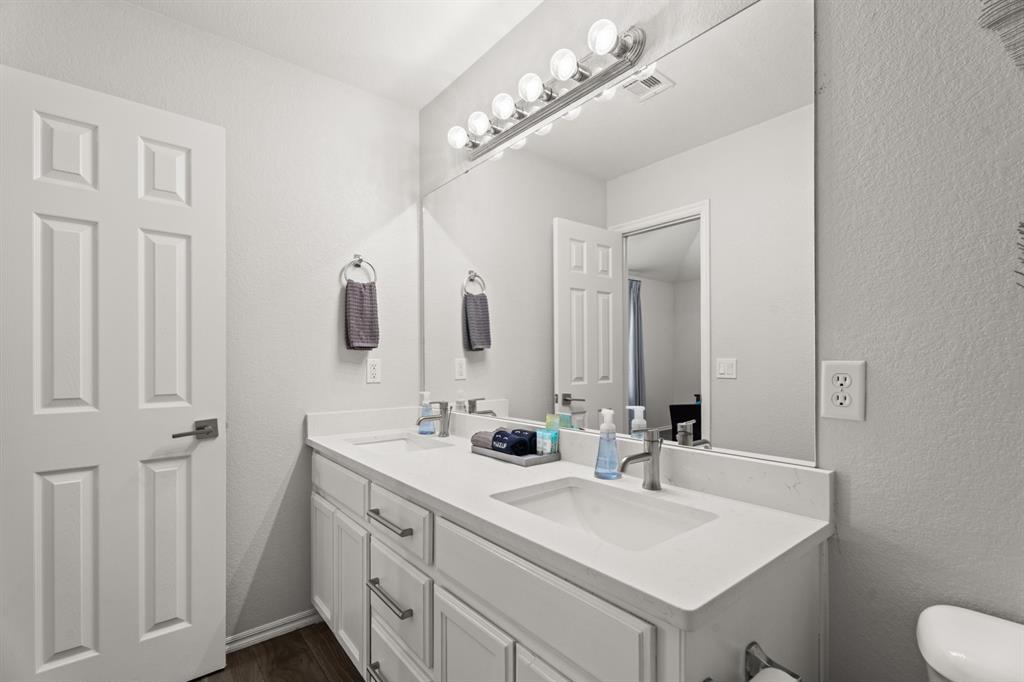 417 SW 39th Street