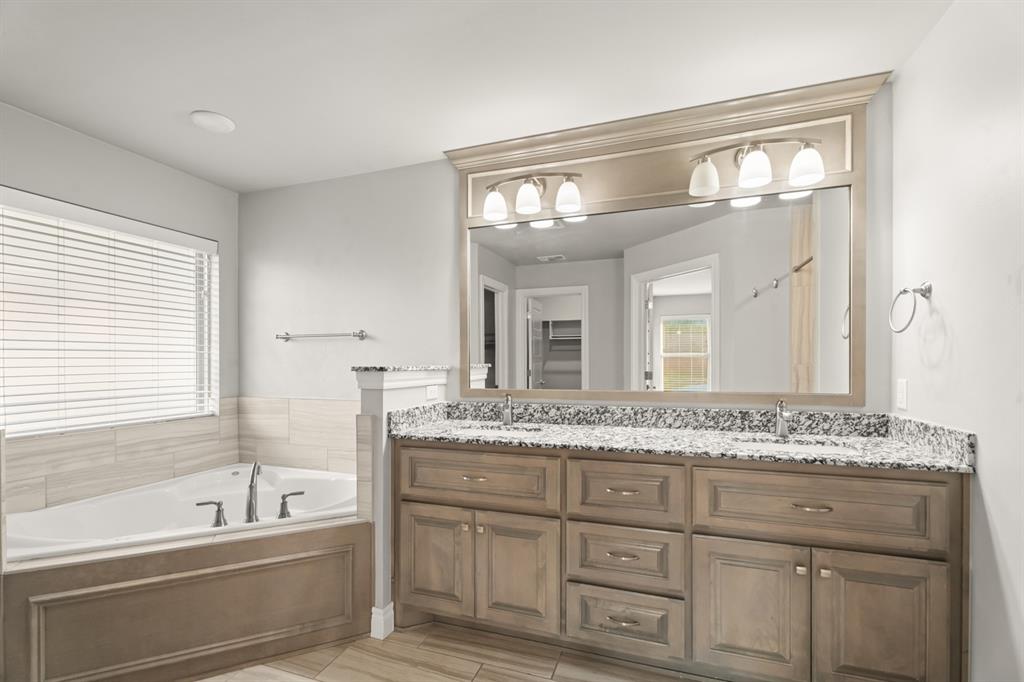 3109 Hunter Crest Drive