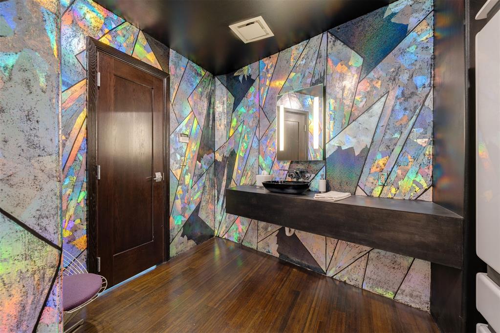 5900 Mosteller Drive Unit: 181