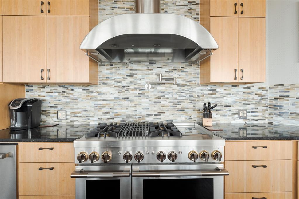 5900 Mosteller Drive Unit: 181