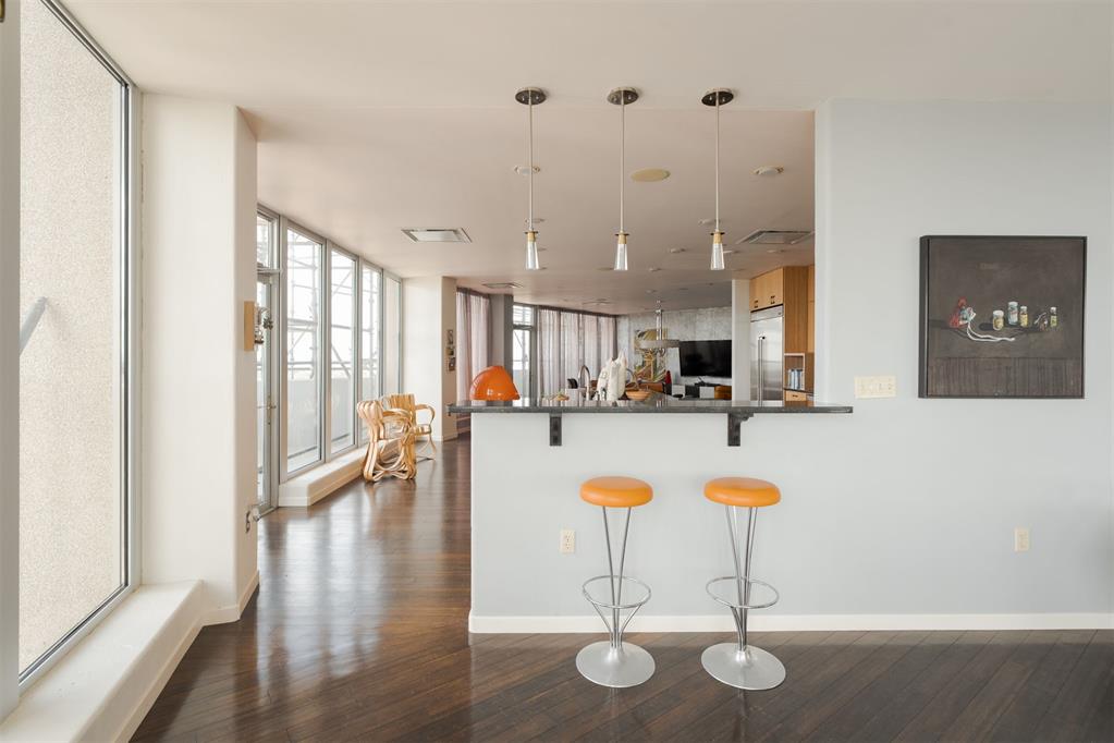 5900 Mosteller Drive Unit: 181