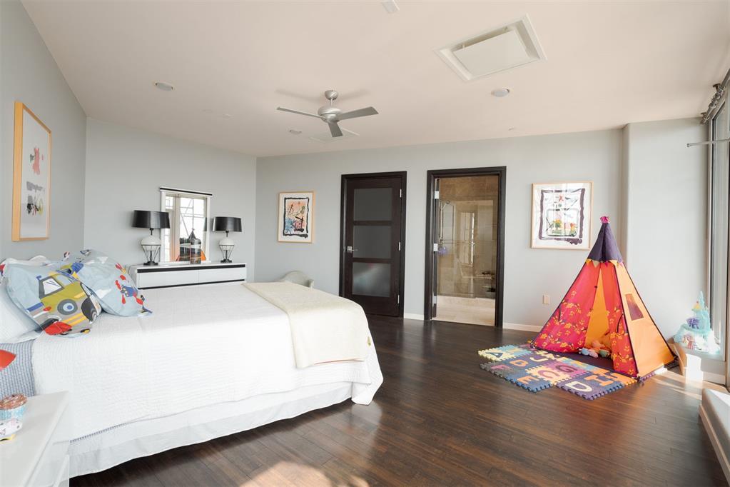 5900 Mosteller Drive Unit: 181