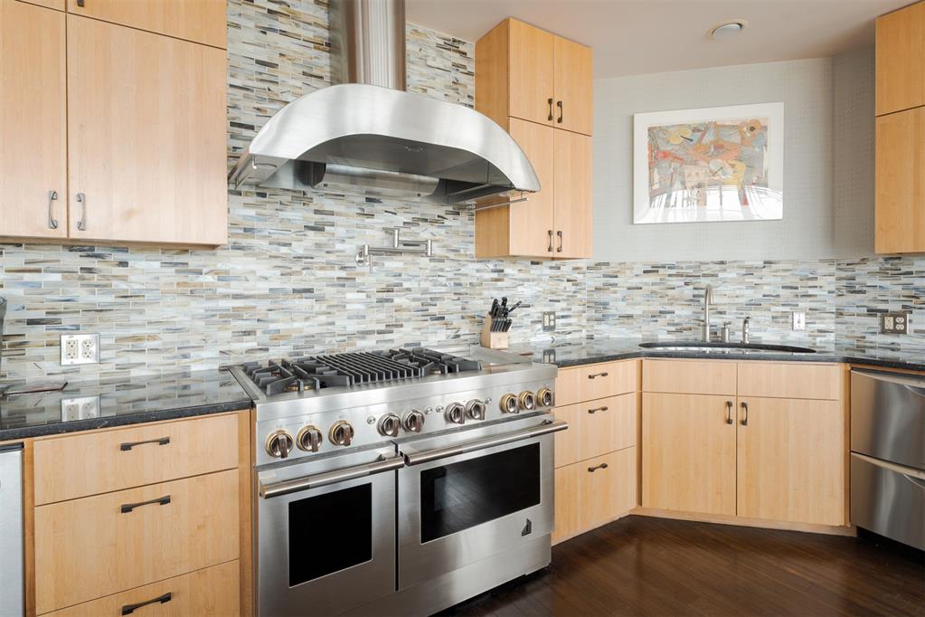 5900 Mosteller Drive Unit: 181