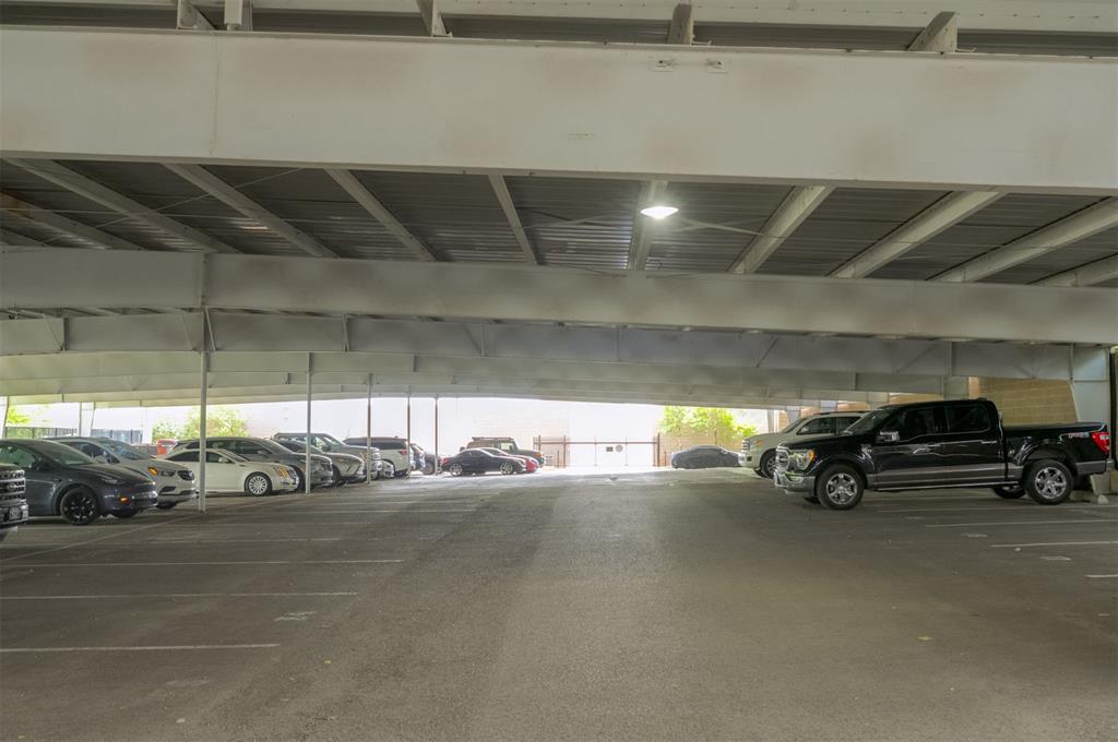 5900 Mosteller Drive Unit: 181