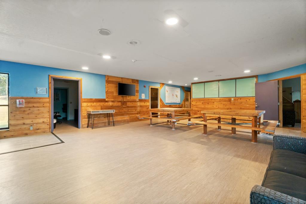 9500 NE 150th Street