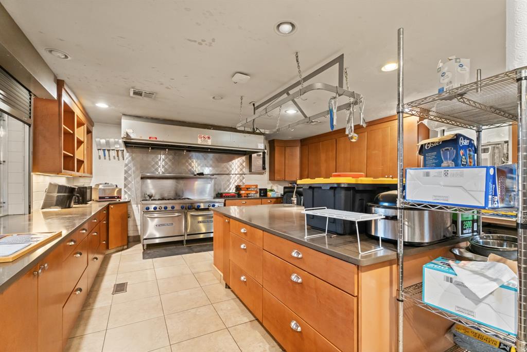 9500 NE 150th Street