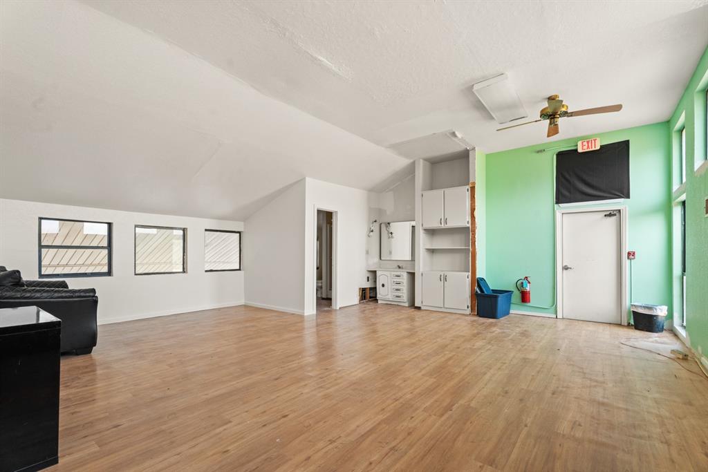 9500 NE 150th Street