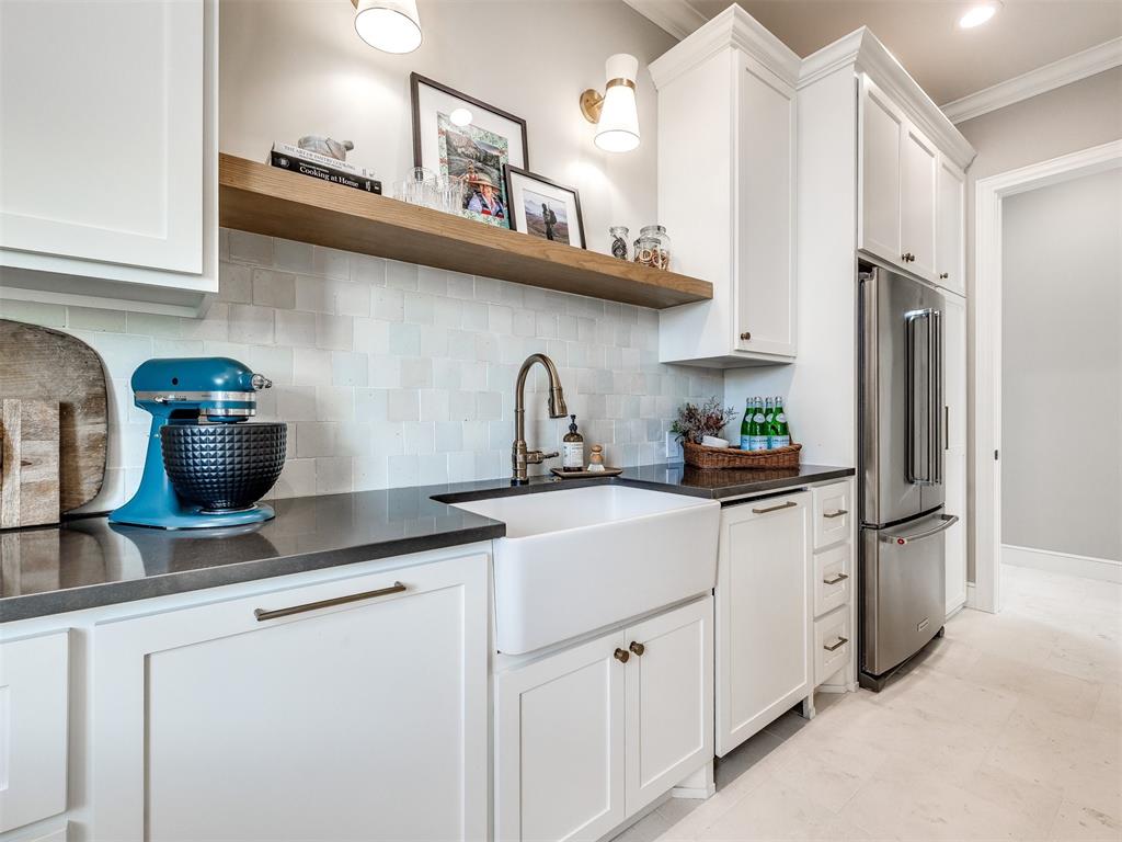 102 Lower Greenway