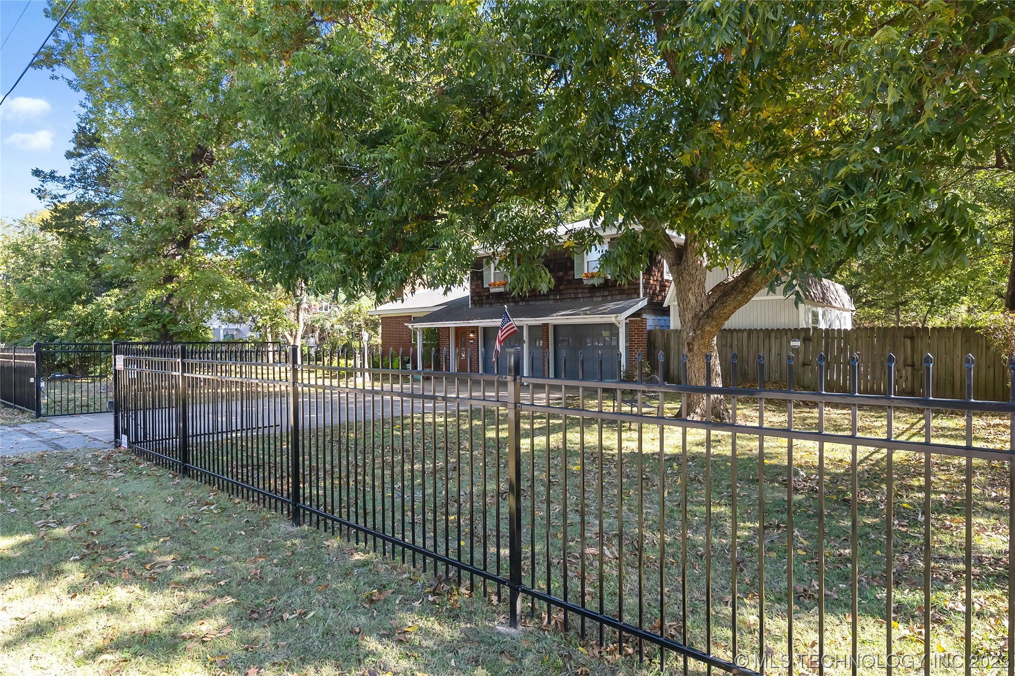 6121 S Trenton Avenue