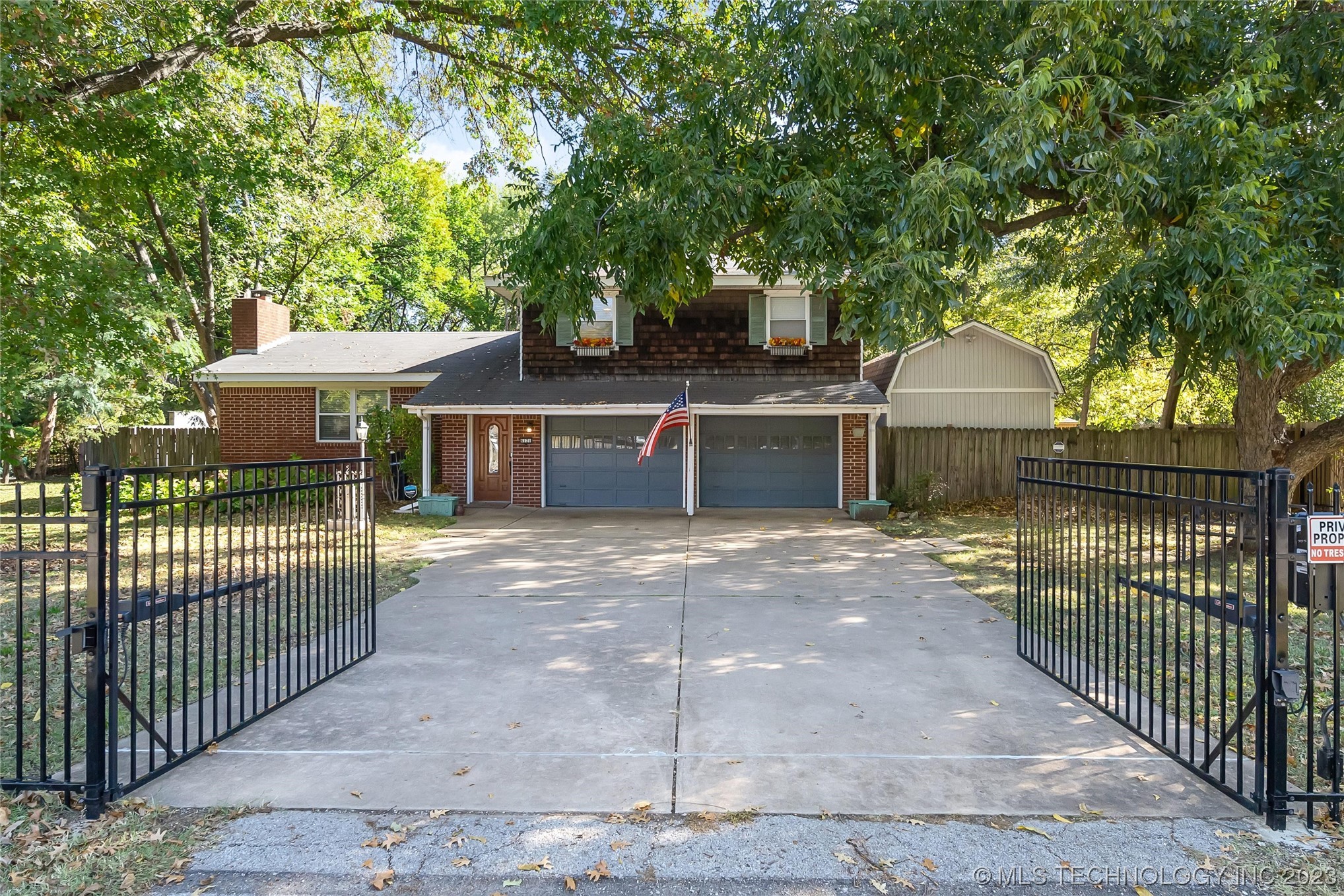 6121 S Trenton Avenue