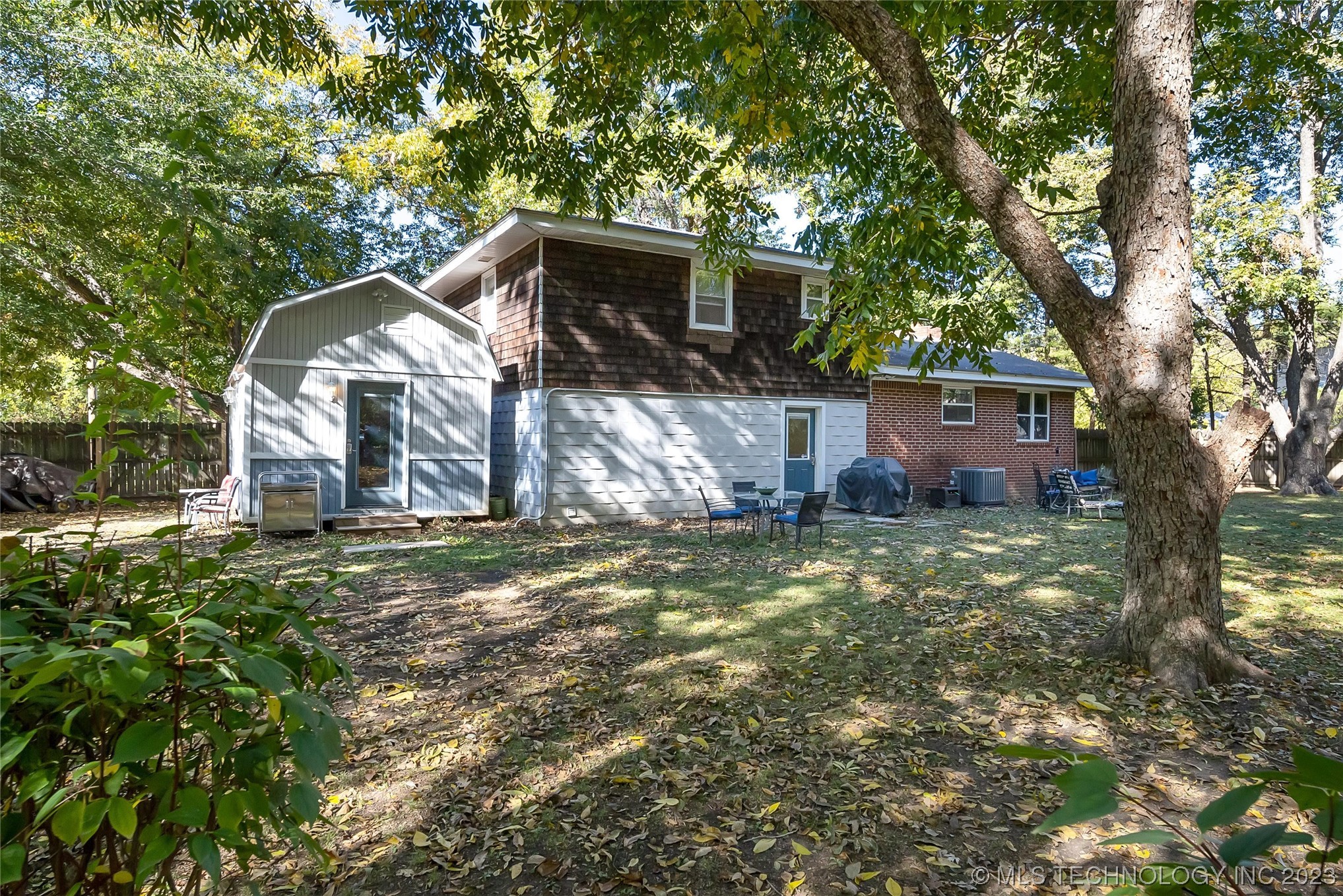 6121 S Trenton Avenue