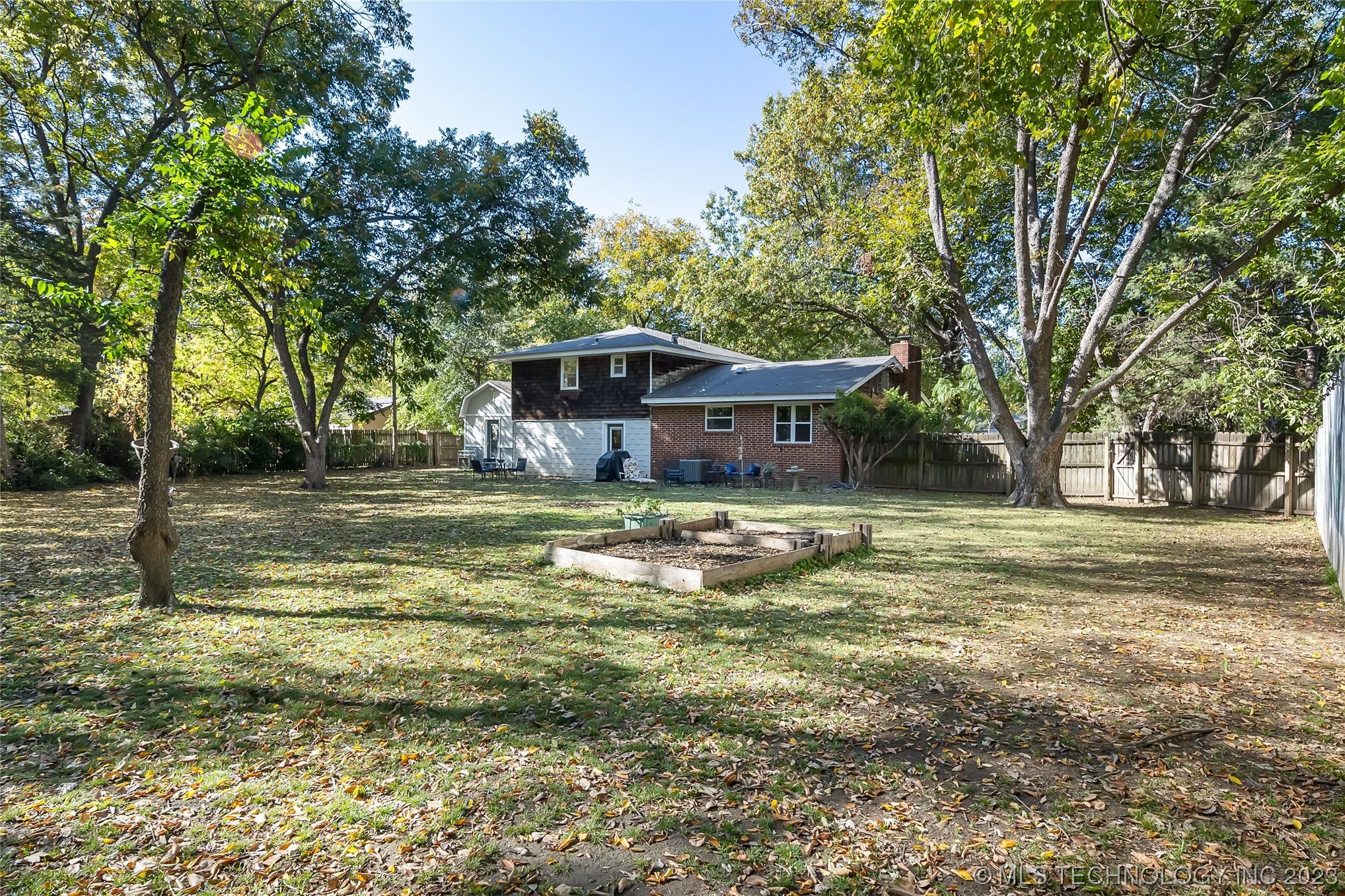 6121 S Trenton Avenue