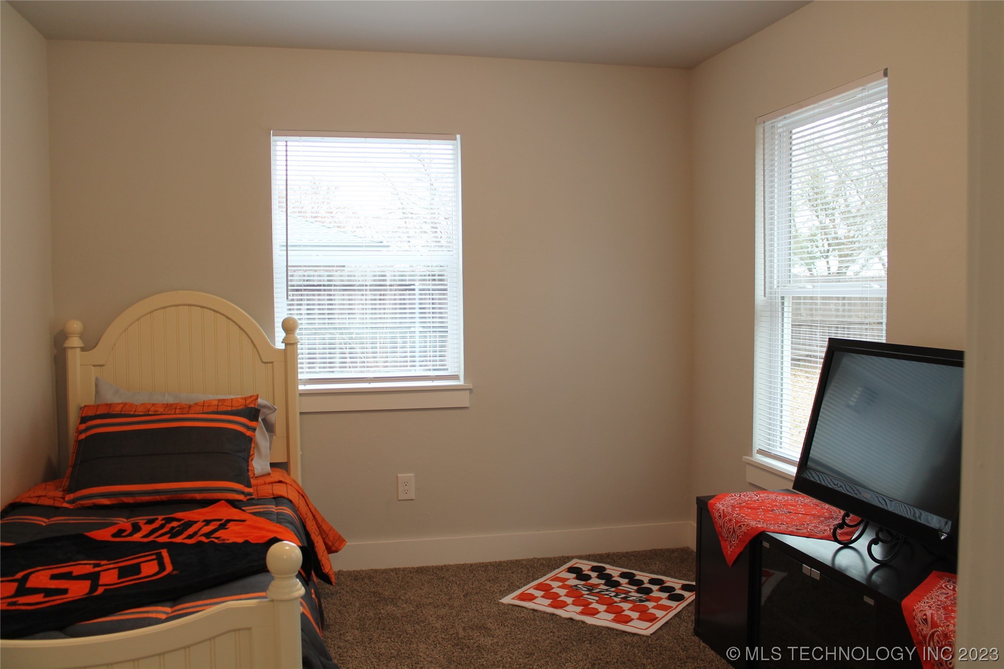 1607 S Berkshire Drive