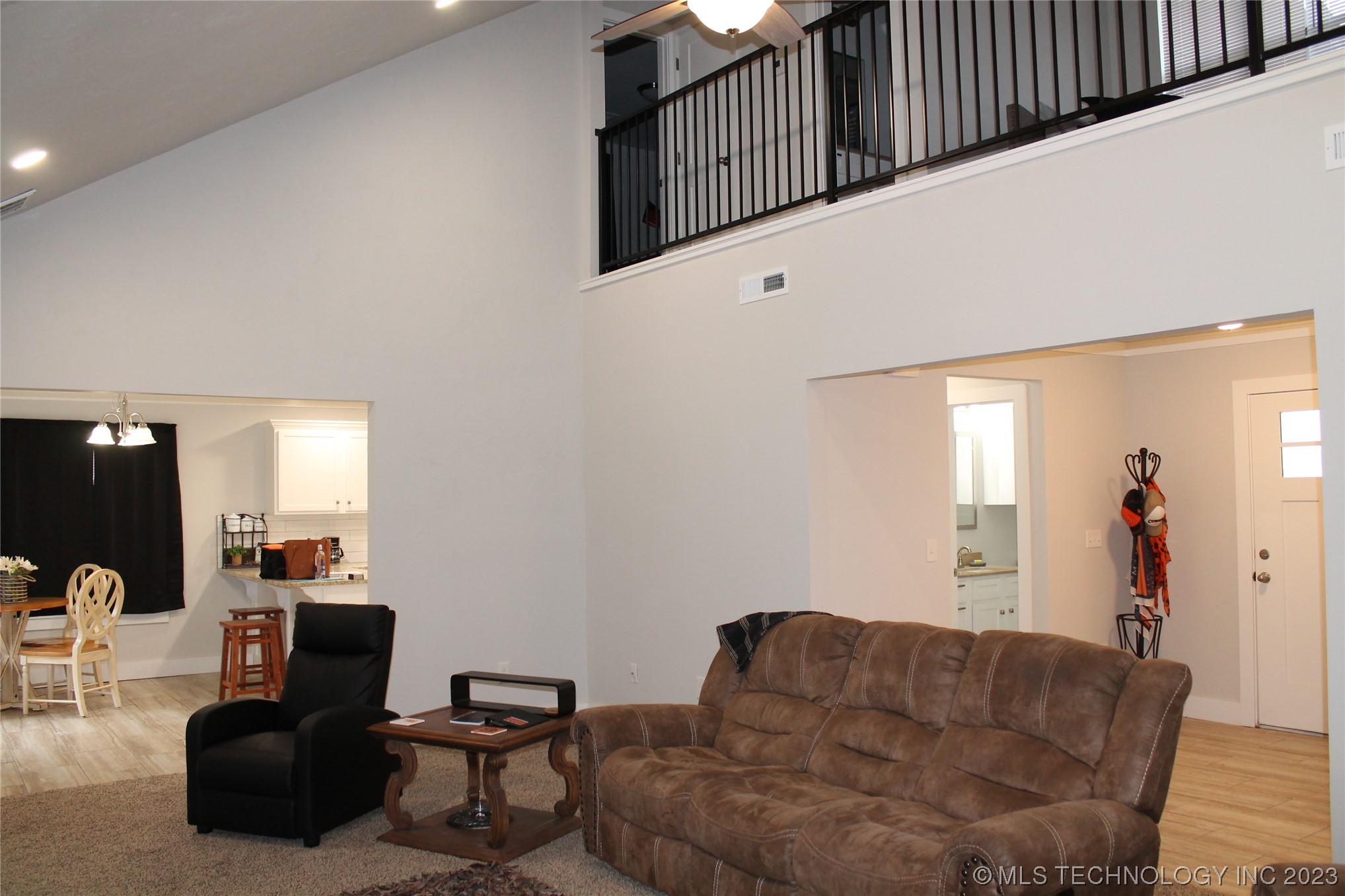 1607 S Berkshire Drive