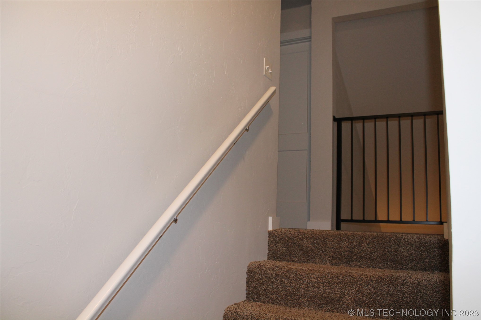 1607 S Berkshire Drive