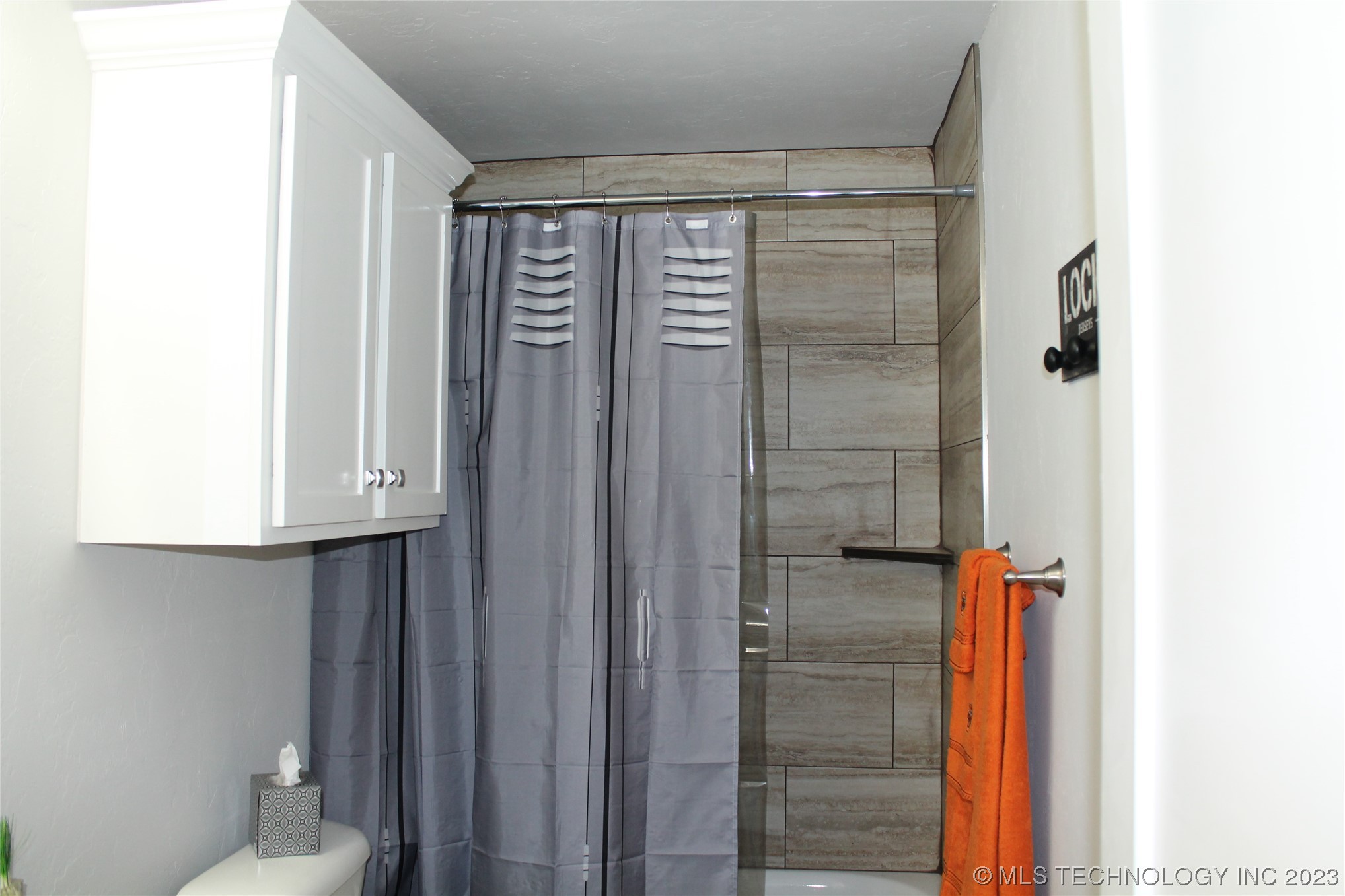 1607 S Berkshire Drive