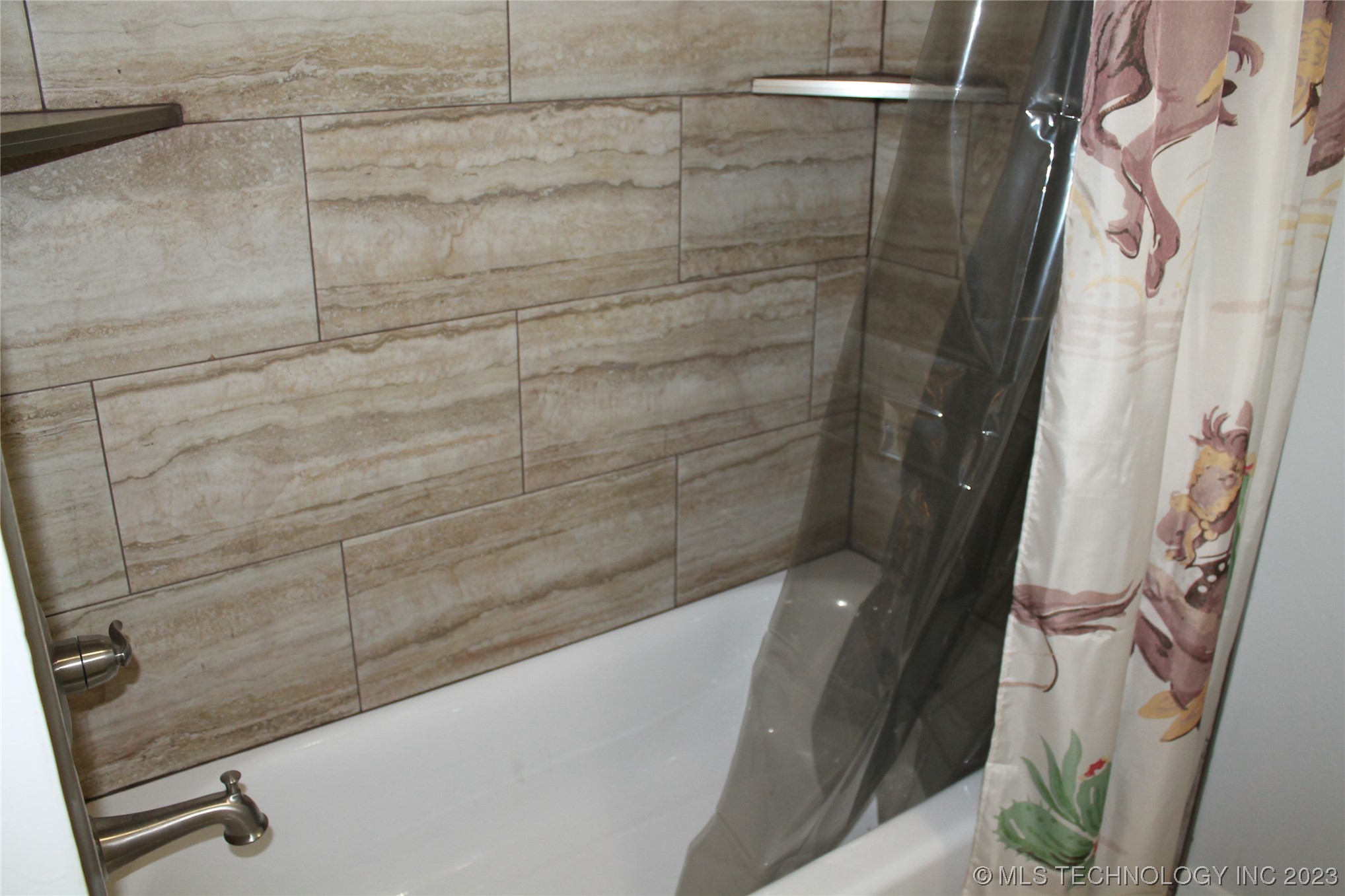 1607 S Berkshire Drive