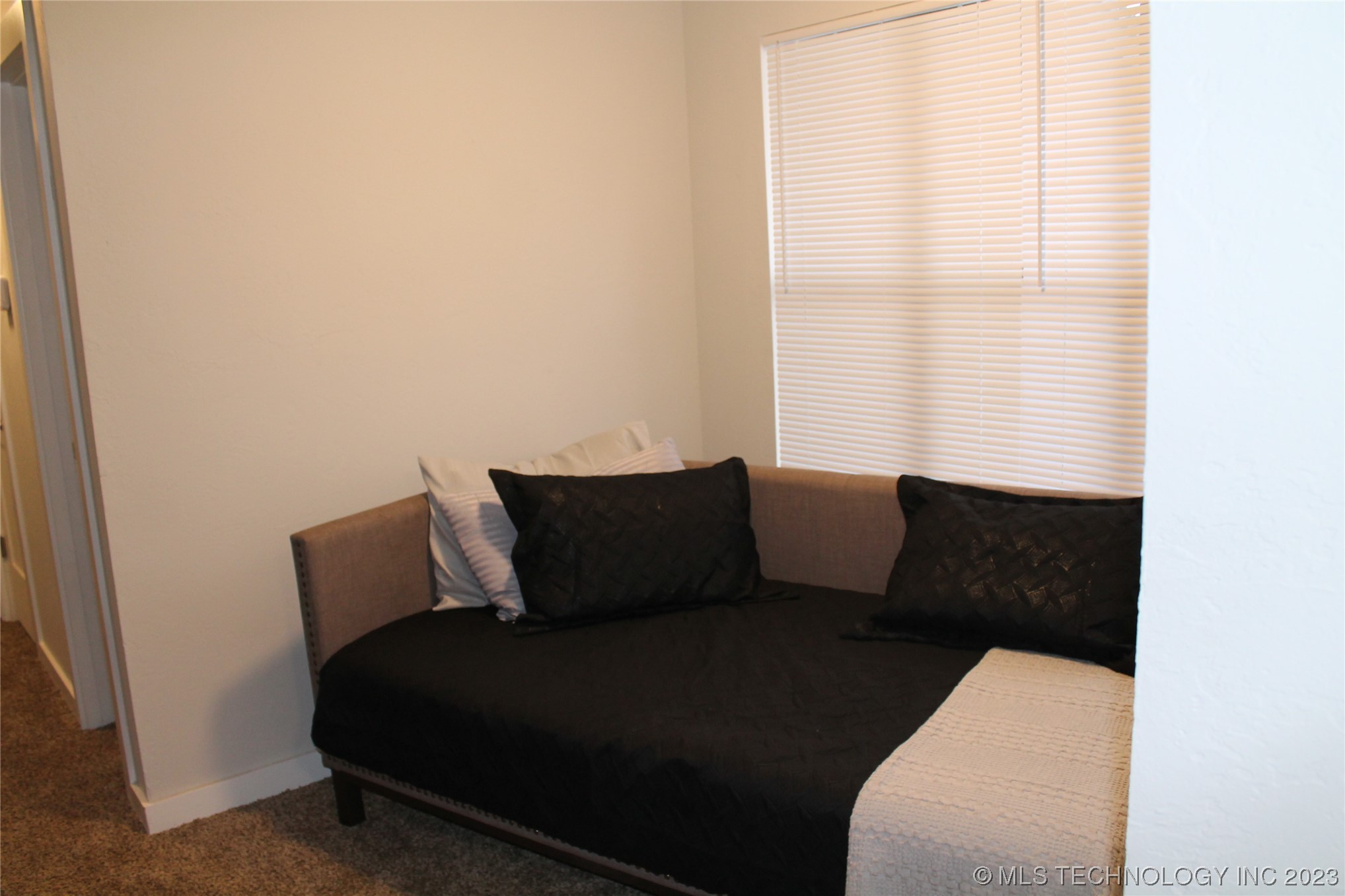 1607 S Berkshire Drive