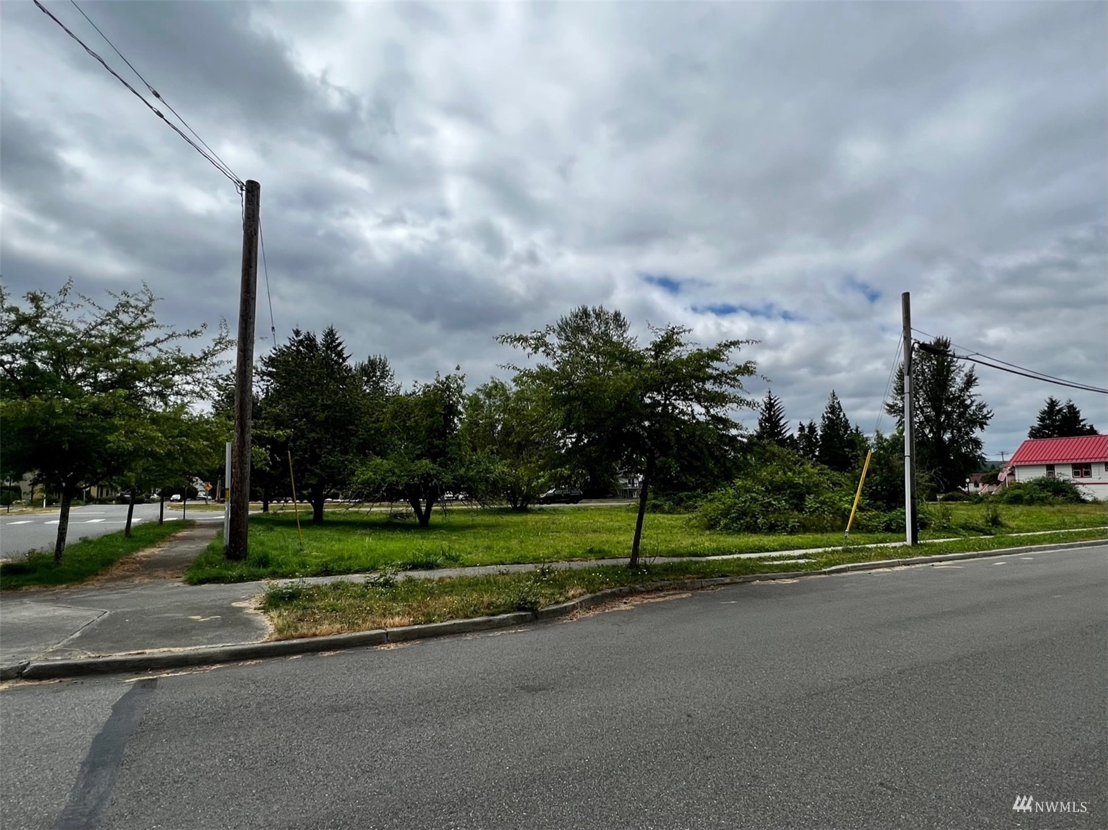 8437 Falls Avenue SE