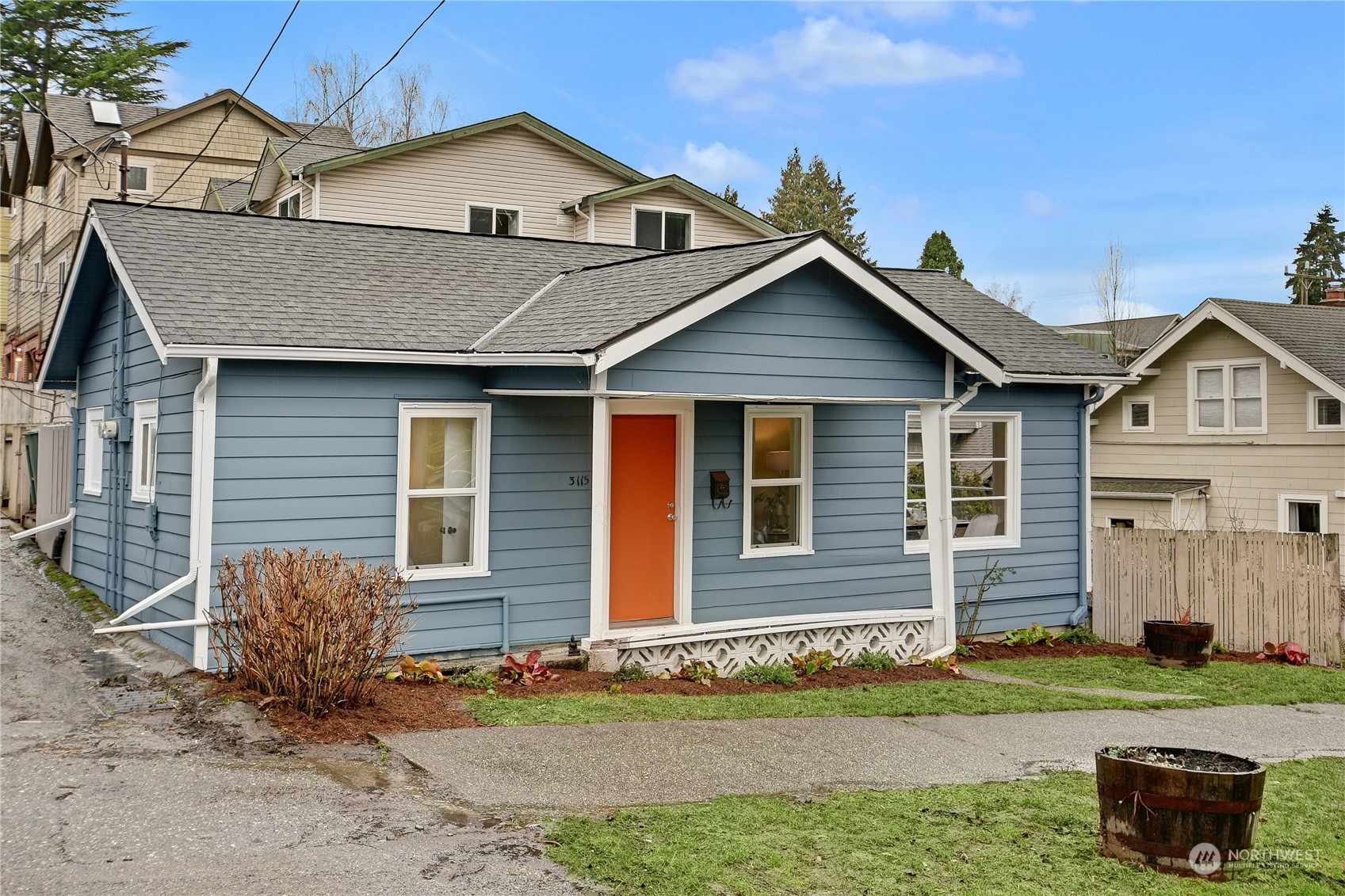 3115 Queen Anne Avenue N