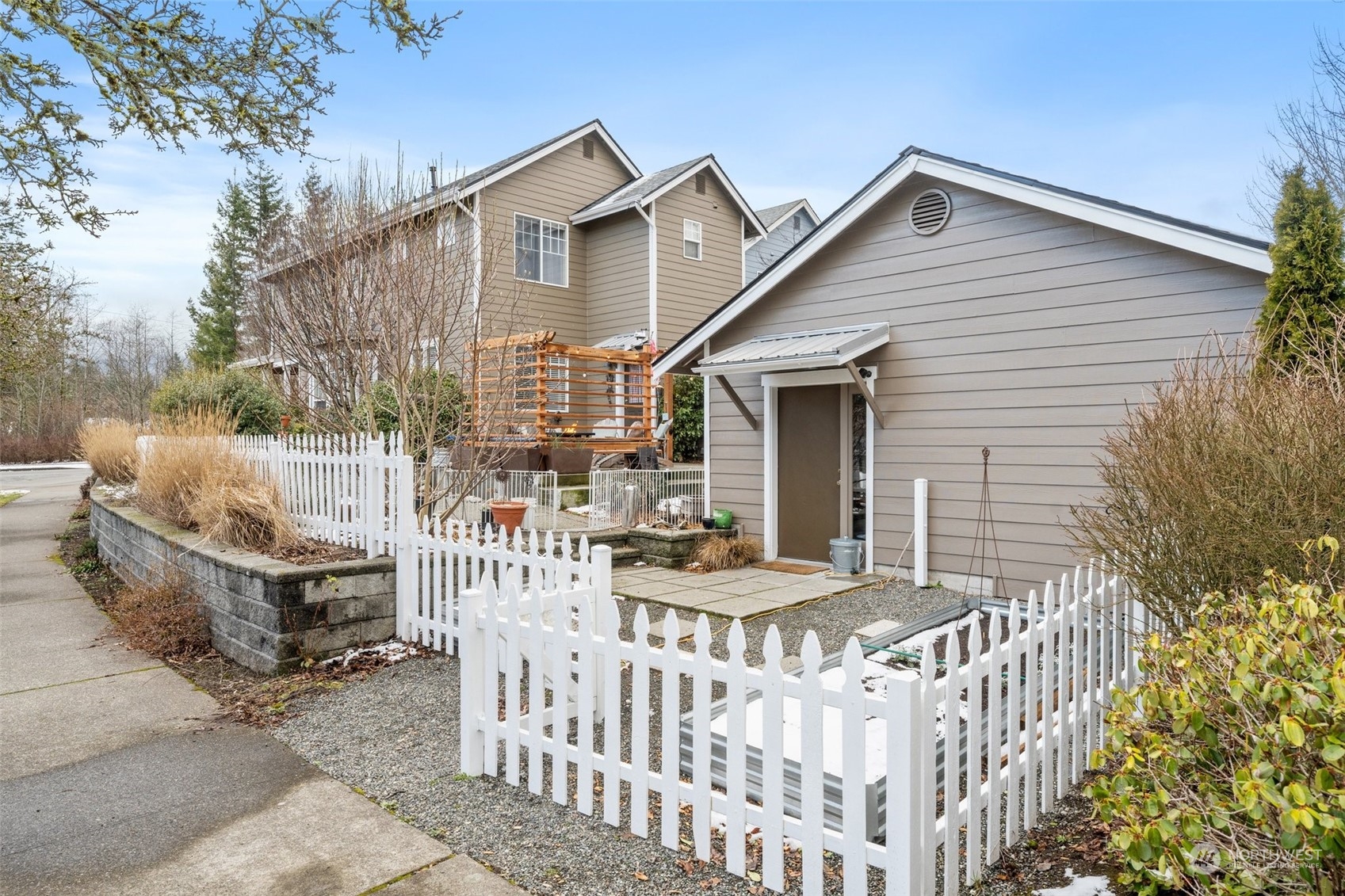 7918 Douglas Avenue SE