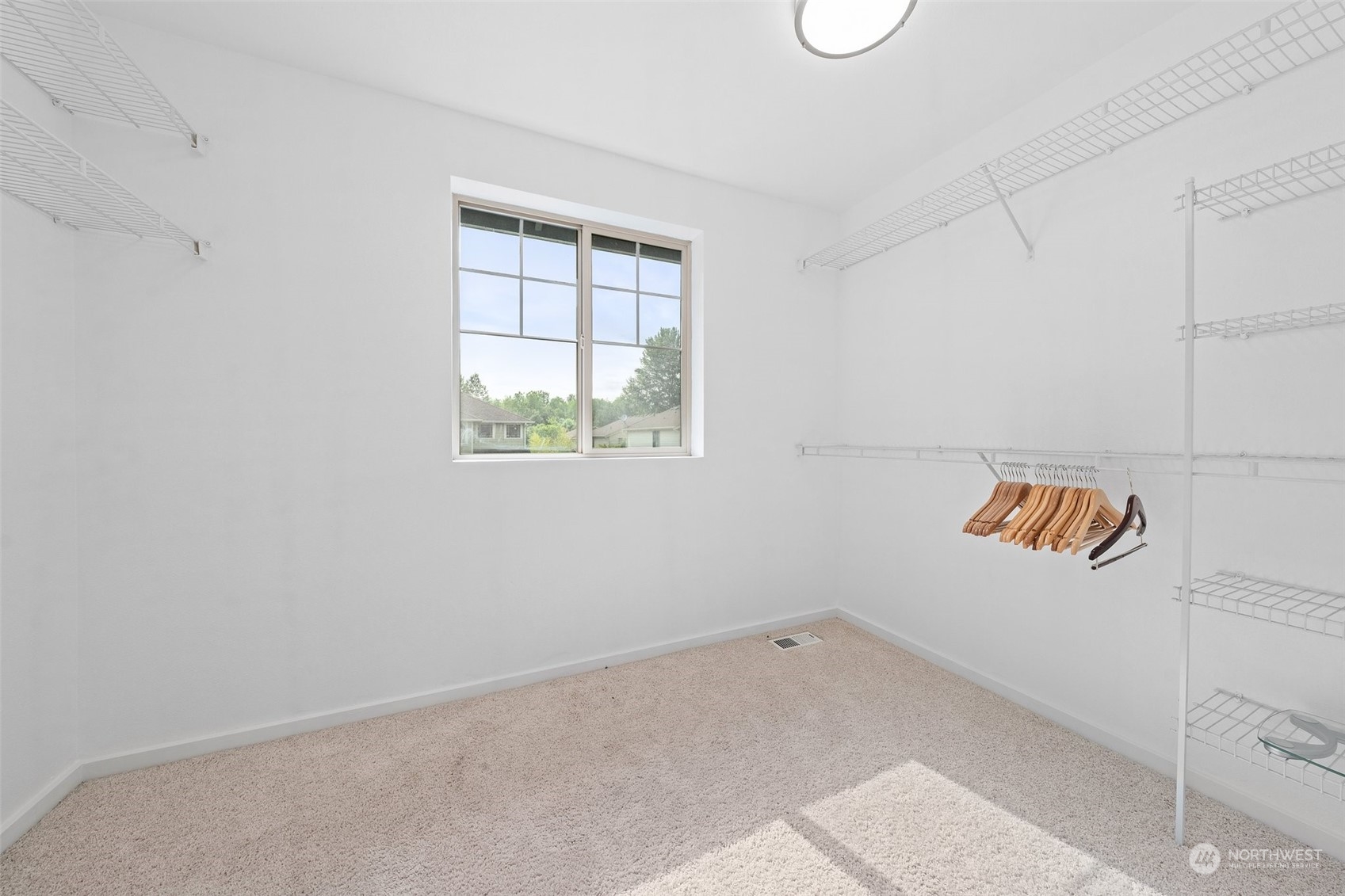 9515 10th Avenue Ct E