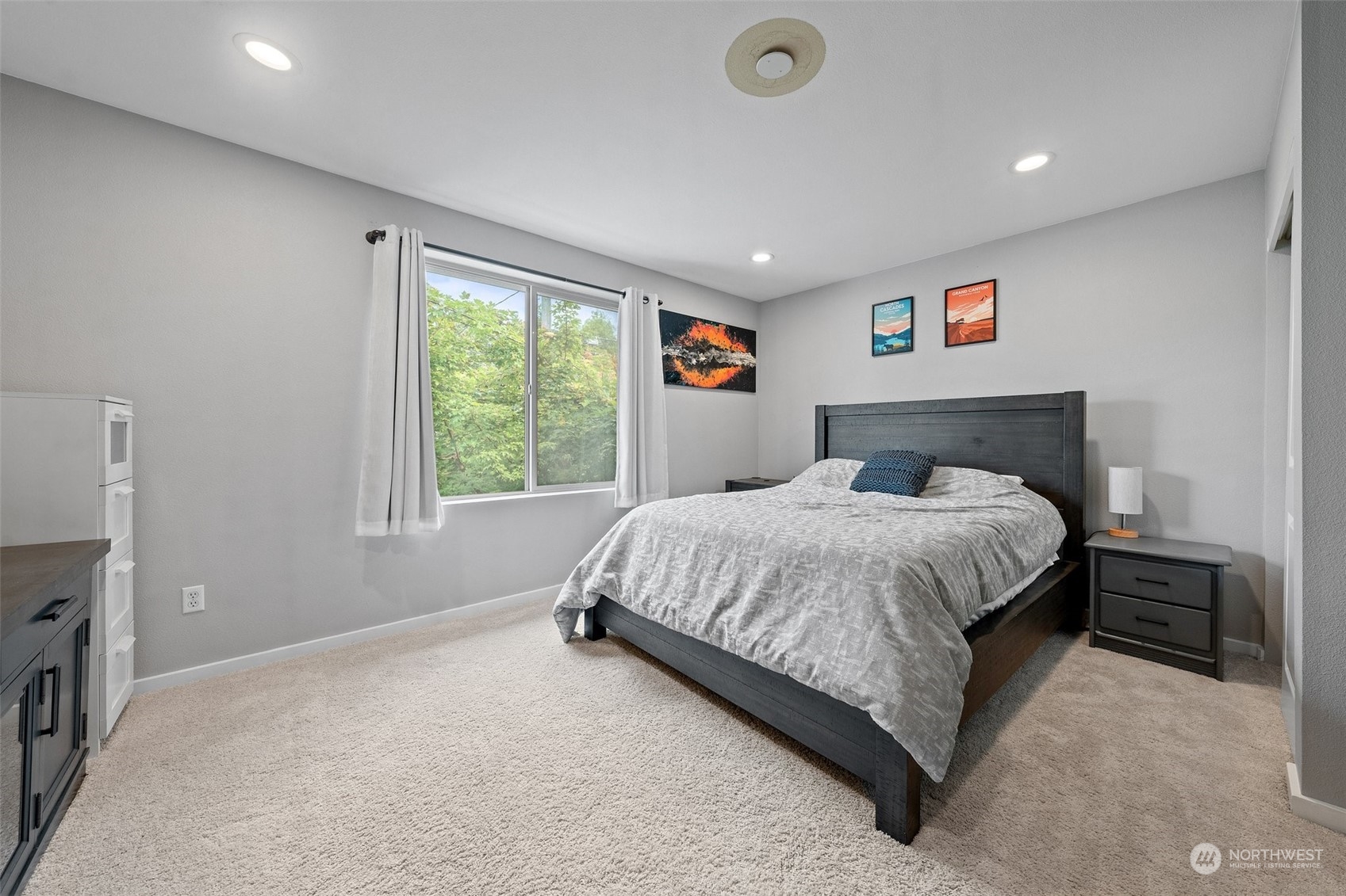 9515 10th Avenue Ct E