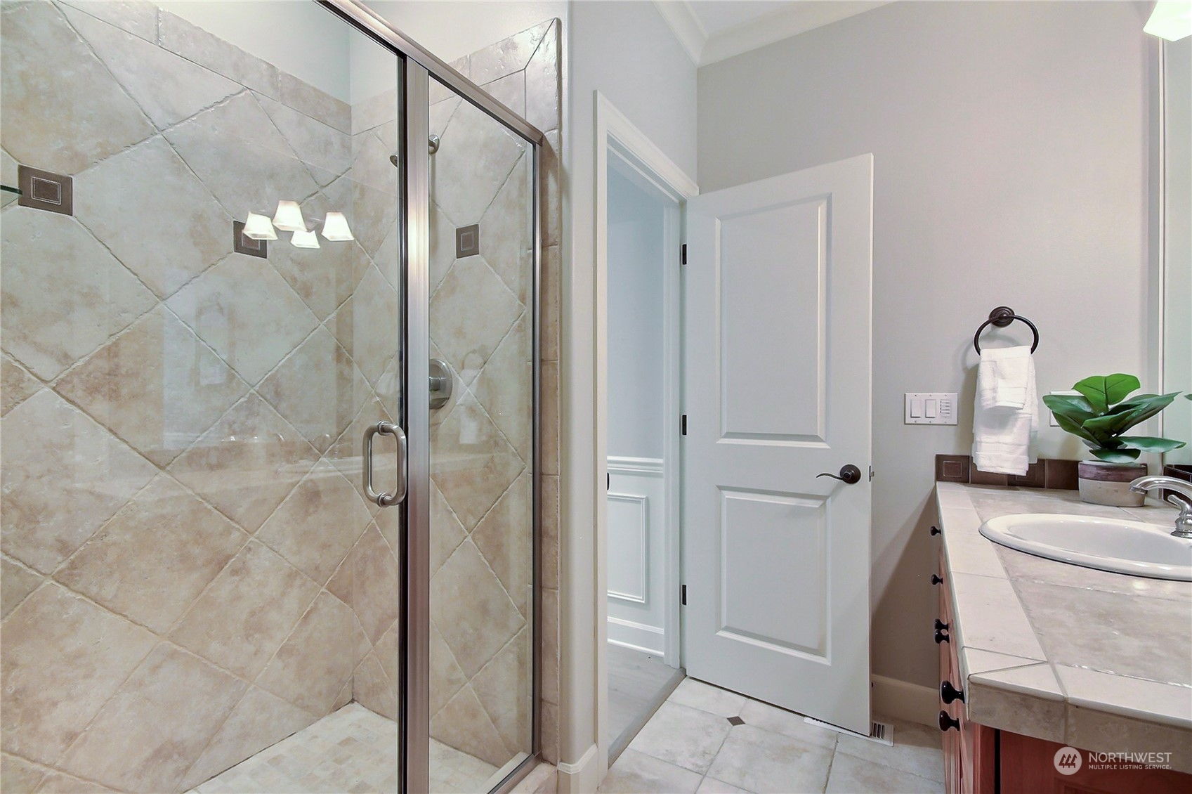 7319 Inverness Lane SE