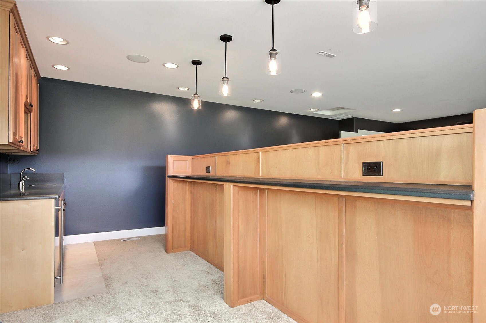 7319 Inverness Lane SE