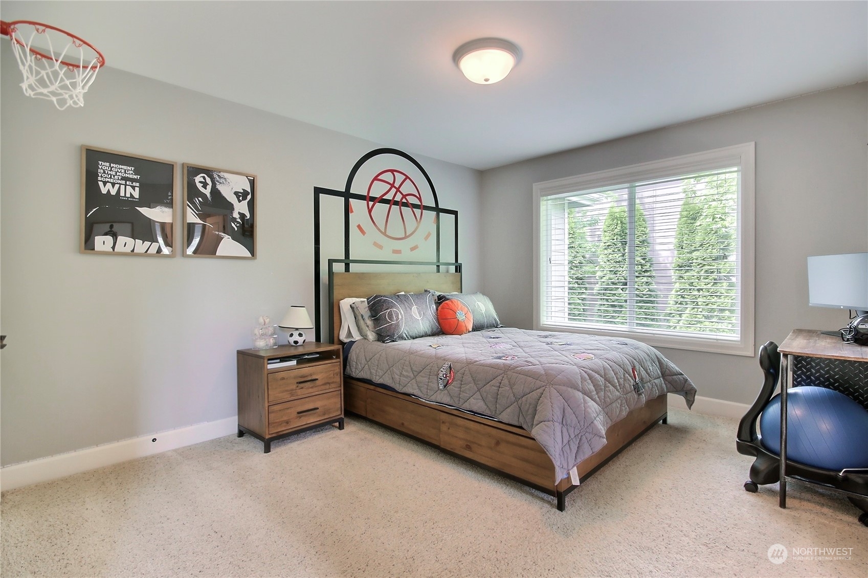 7319 Inverness Lane SE