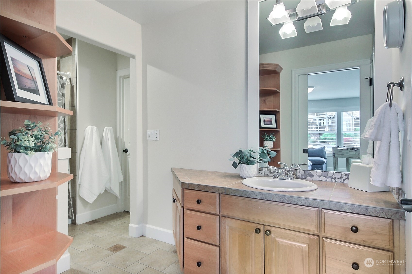 7319 Inverness Lane SE